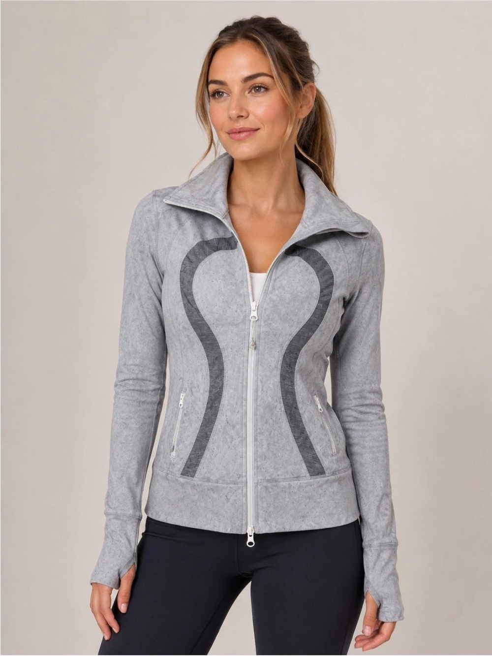 Lululemon in stride, high neck, long line jacket grey stripe 8